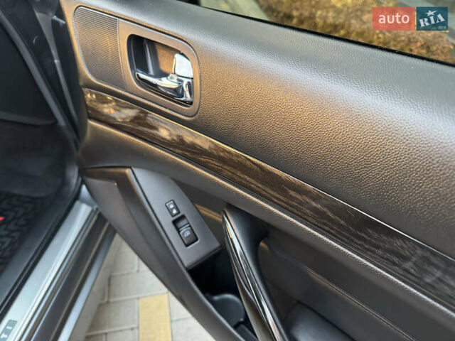 Сірий Інфініті Q60, об'ємом двигуна 3.7 л та пробігом 90 тис. км за 13299 $, фото 46 на Automoto.ua