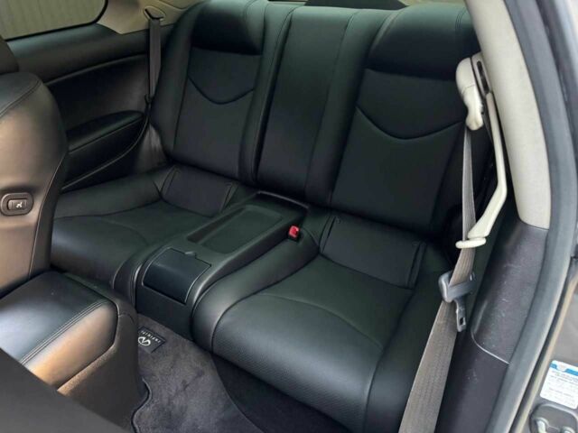 Серый Инфинити Q60, объемом двигателя 3.7 л и пробегом 90 тыс. км за 13299 $, фото 21 на Automoto.ua