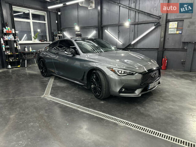 Серый Инфинити Q60, объемом двигателя 3 л и пробегом 107 тыс. км за 20999 $, фото 3 на Automoto.ua