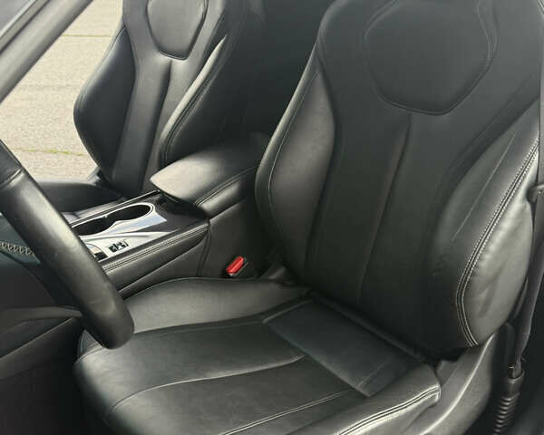 Серый Инфинити Q60, объемом двигателя 3 л и пробегом 130 тыс. км за 25499 $, фото 32 на Automoto.ua