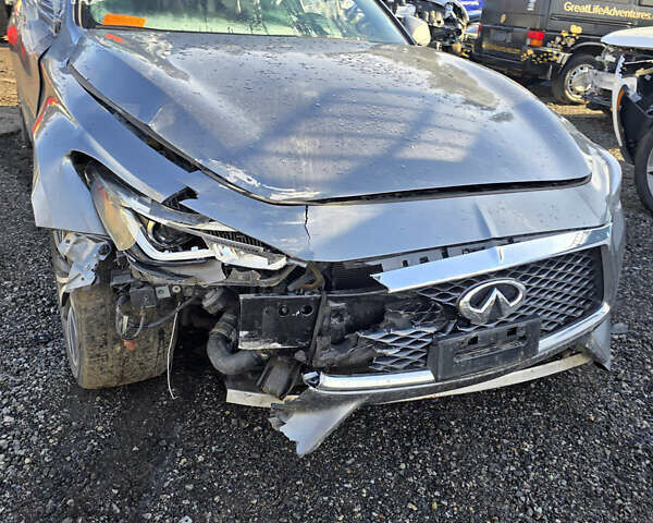 Сірий Інфініті Q60, об'ємом двигуна 1.99 л та пробігом 120 тис. км за 18950 $, фото 19 на Automoto.ua