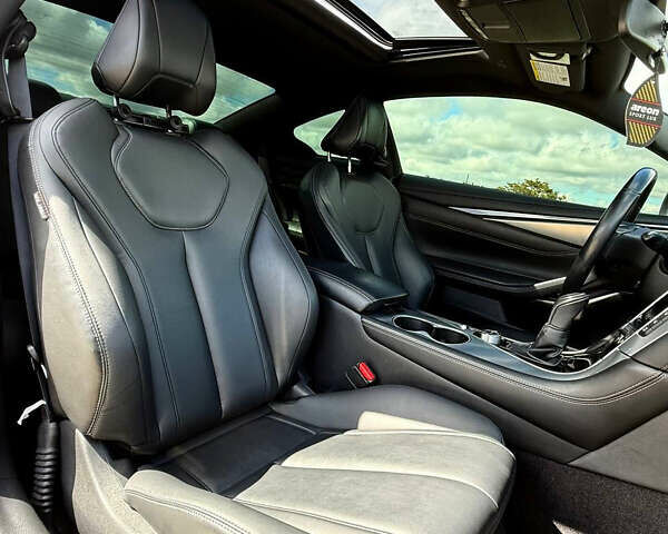 Сірий Інфініті Q60, об'ємом двигуна 1.99 л та пробігом 120 тис. км за 18950 $, фото 17 на Automoto.ua