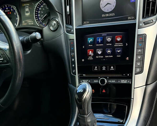 Сірий Інфініті Q60, об'ємом двигуна 1.99 л та пробігом 120 тис. км за 19750 $, фото 17 на Automoto.ua