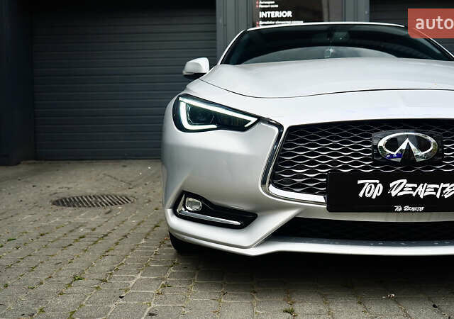 Серый Инфинити Q60, объемом двигателя 3 л и пробегом 162 тыс. км за 19500 $, фото 6 на Automoto.ua