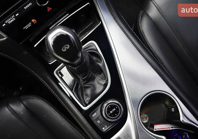 Серый Инфинити Q60, объемом двигателя 3 л и пробегом 162 тыс. км за 19500 $, фото 43 на Automoto.ua