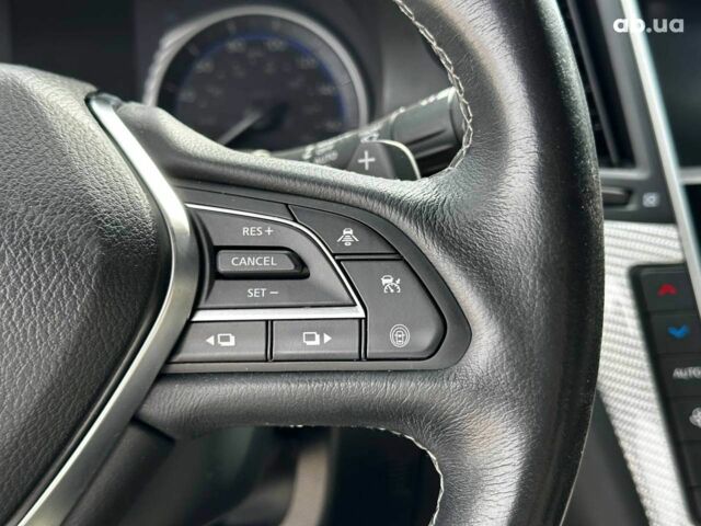 Серый Инфинити Q60, объемом двигателя 3 л и пробегом 88 тыс. км за 26990 $, фото 25 на Automoto.ua