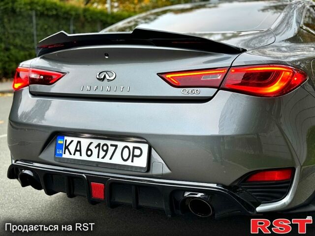 Серый Инфинити Q60, объемом двигателя 3 л и пробегом 72 тыс. км за 24500 $, фото 3 на Automoto.ua