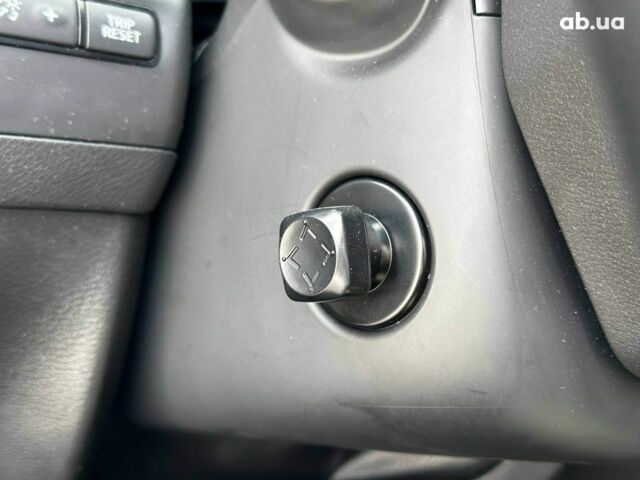 Серый Инфинити Q60, объемом двигателя 3 л и пробегом 88 тыс. км за 26990 $, фото 23 на Automoto.ua