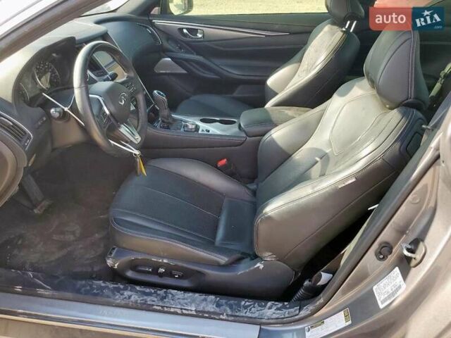 Серый Инфинити Q60, объемом двигателя 3 л и пробегом 57 тыс. км за 6700 $, фото 6 на Automoto.ua