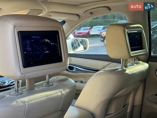 Белый Инфинити Q70, объемом двигателя 3.7 л и пробегом 143 тыс. км за 12790 $, фото 24 на Automoto.ua