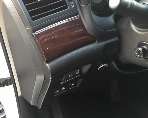 Белый Инфинити Q70, объемом двигателя 3.7 л и пробегом 99 тыс. км за 20500 $, фото 28 на Automoto.ua