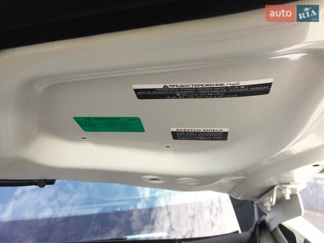 Белый Инфинити Q70, объемом двигателя 3.7 л и пробегом 99 тыс. км за 20500 $, фото 41 на Automoto.ua