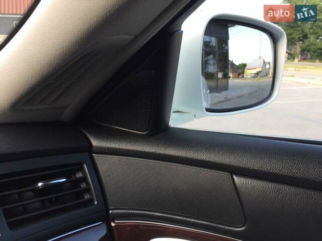 Белый Инфинити Q70, объемом двигателя 3.7 л и пробегом 99 тыс. км за 20500 $, фото 39 на Automoto.ua