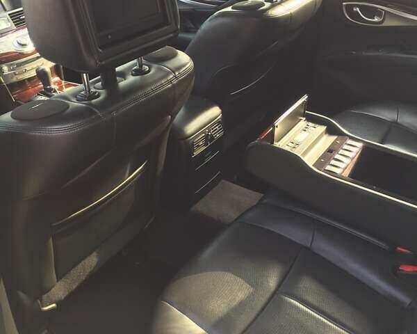 Белый Инфинити Q70, объемом двигателя 3.7 л и пробегом 99 тыс. км за 20500 $, фото 15 на Automoto.ua