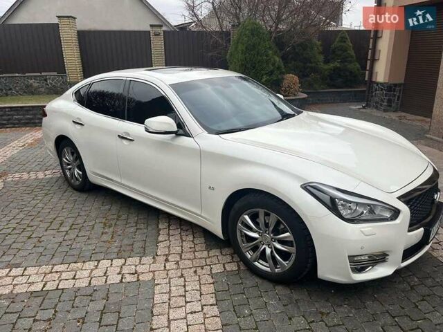 Білий Інфініті Q70, об'ємом двигуна 2.5 л та пробігом 58 тис. км за 23800 $, фото 7 на Automoto.ua