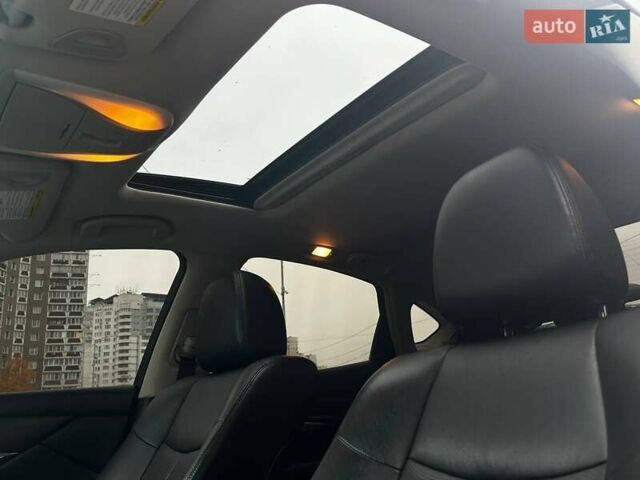 Белый Инфинити Q70, объемом двигателя 3.7 л и пробегом 101 тыс. км за 16990 $, фото 28 на Automoto.ua