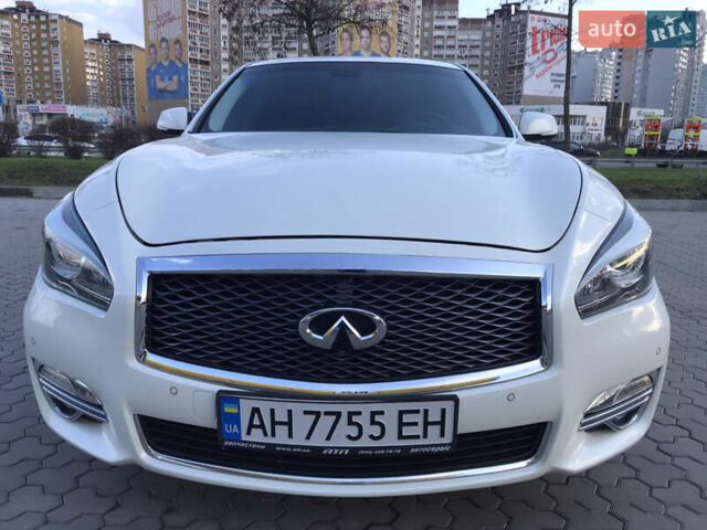 Белый Инфинити Q70, объемом двигателя 3.7 л и пробегом 101 тыс. км за 19999 $, фото 1 на Automoto.ua