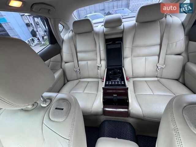 Черный Инфинити Q70, объемом двигателя 3.7 л и пробегом 262 тыс. км за 12700 $, фото 39 на Automoto.ua