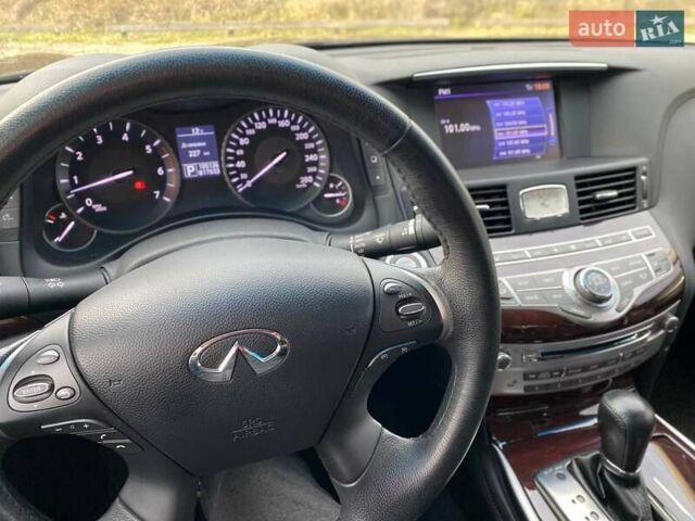 Черный Инфинити Q70, объемом двигателя 2.99 л и пробегом 105 тыс. км за 14900 $, фото 15 на Automoto.ua