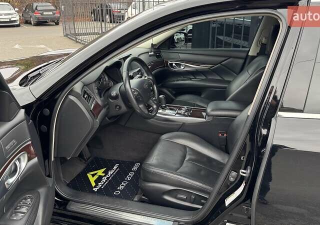 Чорний Інфініті Q70, об'ємом двигуна 3.7 л та пробігом 111 тис. км за 14900 $, фото 22 на Automoto.ua