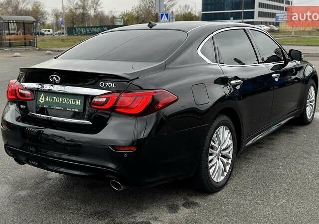 Чорний Інфініті Q70, об'ємом двигуна 3.7 л та пробігом 111 тис. км за 14900 $, фото 8 на Automoto.ua
