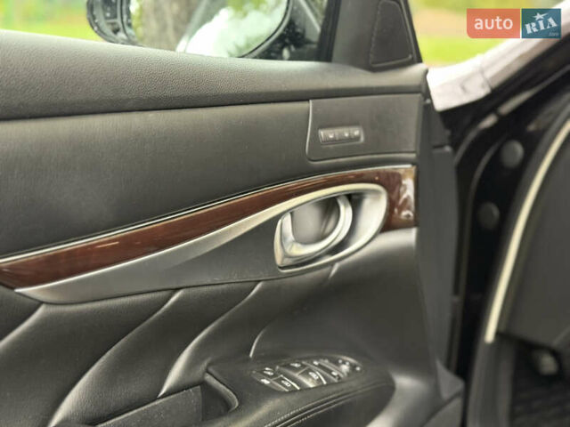 Черный Инфинити Q70, объемом двигателя 2.14 л и пробегом 205 тыс. км за 14900 $, фото 21 на Automoto.ua