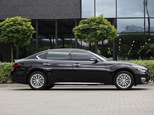 Чорний Інфініті Q70, об'ємом двигуна 3.7 л та пробігом 99 тис. км за 16900 $, фото 4 на Automoto.ua