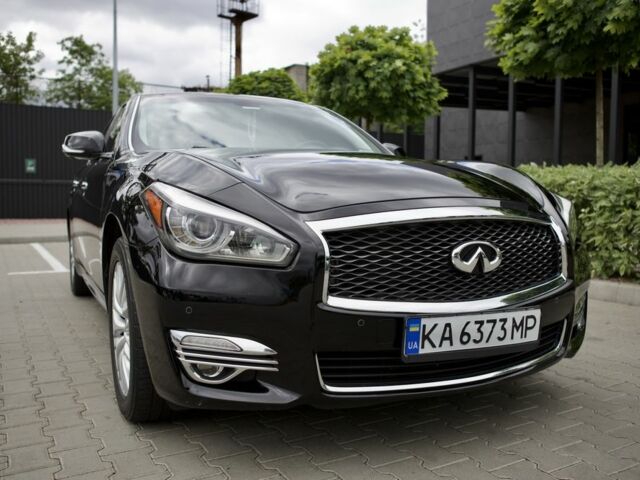 Чорний Інфініті Q70, об'ємом двигуна 3.7 л та пробігом 99 тис. км за 16900 $, фото 11 на Automoto.ua