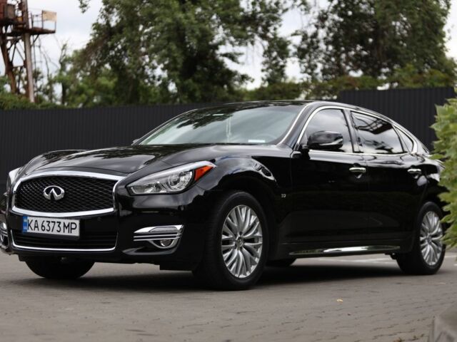 Чорний Інфініті Q70, об'ємом двигуна 3.7 л та пробігом 99 тис. км за 16900 $, фото 2 на Automoto.ua