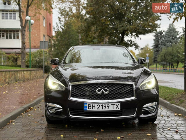 Черный Инфинити Q70, объемом двигателя 2.14 л и пробегом 205 тыс. км за 14900 $, фото 2 на Automoto.ua