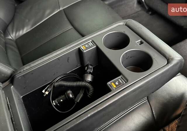 Чорний Інфініті Q70, об'ємом двигуна 3.7 л та пробігом 111 тис. км за 14900 $, фото 30 на Automoto.ua