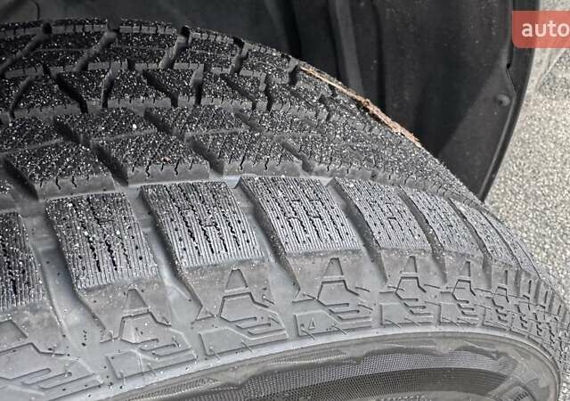 Чорний Інфініті Q70, об'ємом двигуна 3.7 л та пробігом 111 тис. км за 14900 $, фото 16 на Automoto.ua