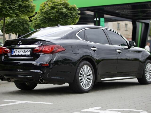 Чорний Інфініті Q70, об'ємом двигуна 3.7 л та пробігом 99 тис. км за 16900 $, фото 3 на Automoto.ua