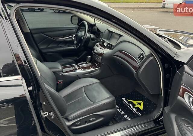 Чорний Інфініті Q70, об'ємом двигуна 3.7 л та пробігом 111 тис. км за 14900 $, фото 33 на Automoto.ua