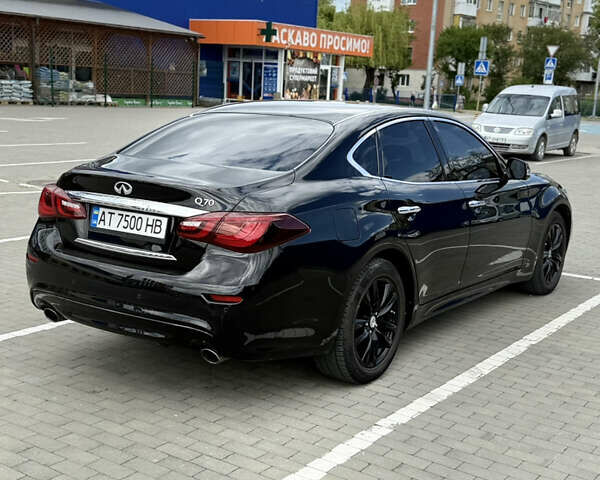 Чорний Інфініті Q70, об'ємом двигуна 2.1 л та пробігом 258 тис. км за 16800 $, фото 2 на Automoto.ua
