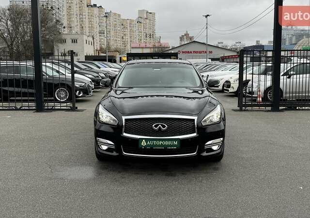 Чорний Інфініті Q70, об'ємом двигуна 3.7 л та пробігом 111 тис. км за 14900 $, фото 3 на Automoto.ua