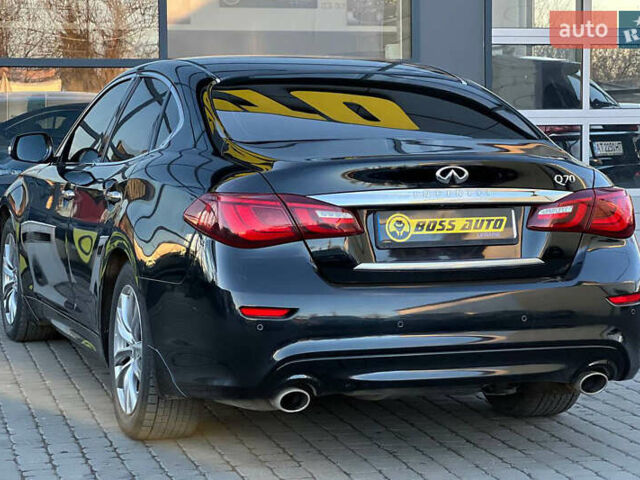 Черный Инфинити Q70, объемом двигателя 2.5 л и пробегом 102 тыс. км за 19000 $, фото 3 на Automoto.ua