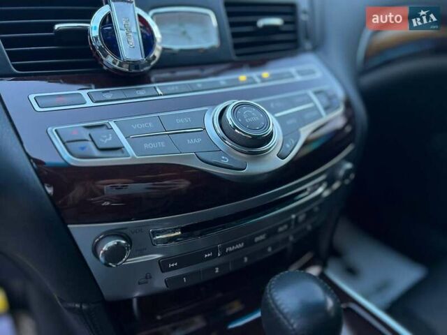 Черный Инфинити Q70, объемом двигателя 2.5 л и пробегом 102 тыс. км за 19000 $, фото 16 на Automoto.ua