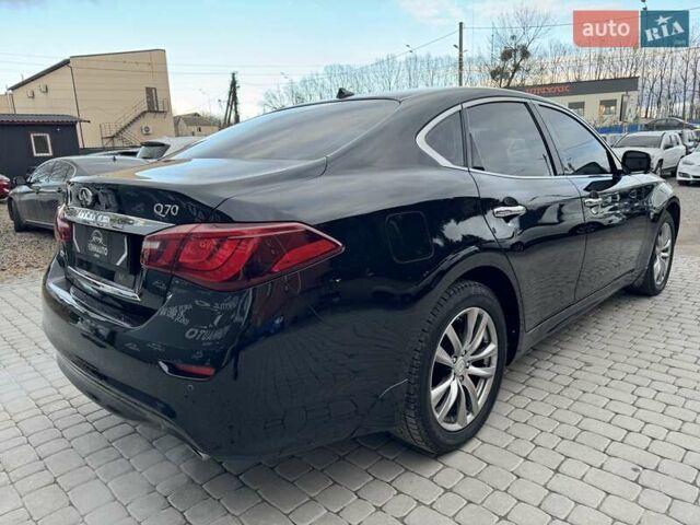 Чорний Інфініті Q70, об'ємом двигуна 3.7 л та пробігом 115 тис. км за 13700 $, фото 10 на Automoto.ua