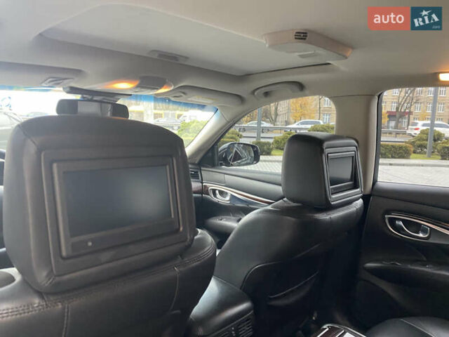 Черный Инфинити Q70, объемом двигателя 3.7 л и пробегом 230 тыс. км за 23500 $, фото 20 на Automoto.ua