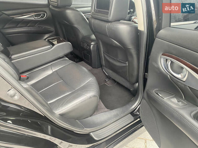 Черный Инфинити Q70, объемом двигателя 3.7 л и пробегом 230 тыс. км за 23500 $, фото 25 на Automoto.ua