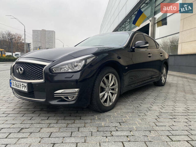 Черный Инфинити Q70, объемом двигателя 3.7 л и пробегом 230 тыс. км за 23500 $, фото 5 на Automoto.ua