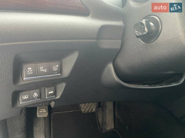 Черный Инфинити Q70, объемом двигателя 3.7 л и пробегом 230 тыс. км за 23500 $, фото 34 на Automoto.ua