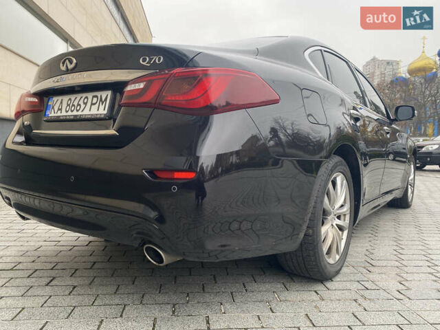 Черный Инфинити Q70, объемом двигателя 3.7 л и пробегом 230 тыс. км за 23500 $, фото 10 на Automoto.ua
