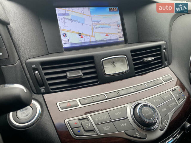 Черный Инфинити Q70, объемом двигателя 3.7 л и пробегом 230 тыс. км за 23500 $, фото 36 на Automoto.ua