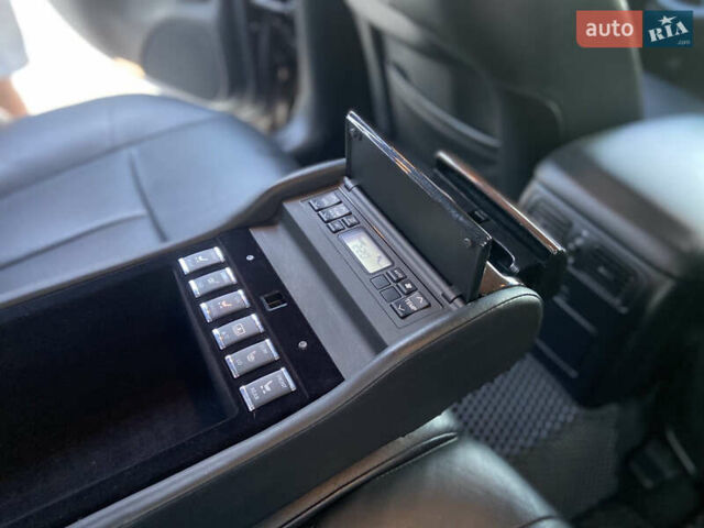 Коричневый Инфинити Q70, объемом двигателя 3.7 л и пробегом 190 тыс. км за 22000 $, фото 5 на Automoto.ua