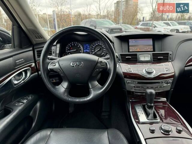 Коричневий Інфініті Q70, об'ємом двигуна 2.5 л та пробігом 146 тис. км за 23990 $, фото 12 на Automoto.ua