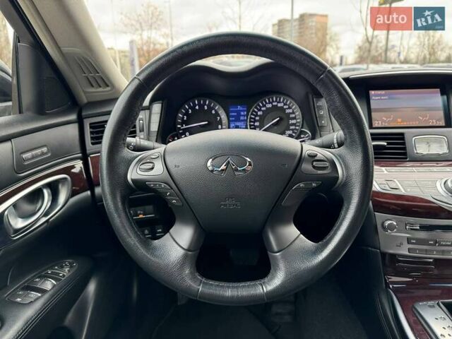 Коричневий Інфініті Q70, об'ємом двигуна 2.5 л та пробігом 146 тис. км за 23990 $, фото 11 на Automoto.ua