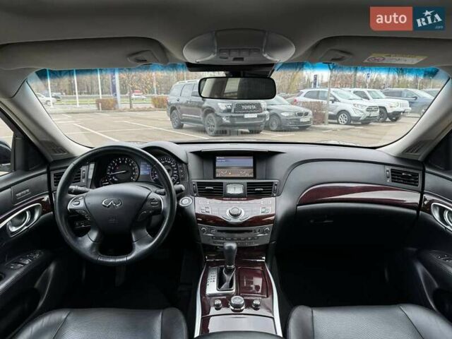 Коричневий Інфініті Q70, об'ємом двигуна 2.5 л та пробігом 146 тис. км за 23990 $, фото 13 на Automoto.ua