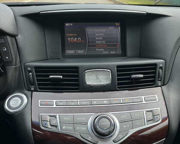 Коричневий Інфініті Q70, об'ємом двигуна 2.5 л та пробігом 1 тис. км за 24000 $, фото 17 на Automoto.ua